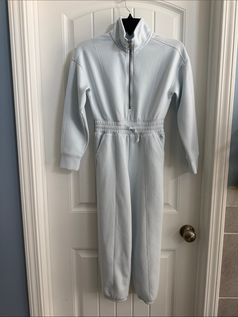 abercrombie kids light blue crewneck top